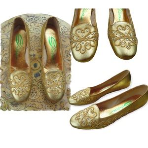 Sbicca Gold Leather Loafers. Size 7 narrow